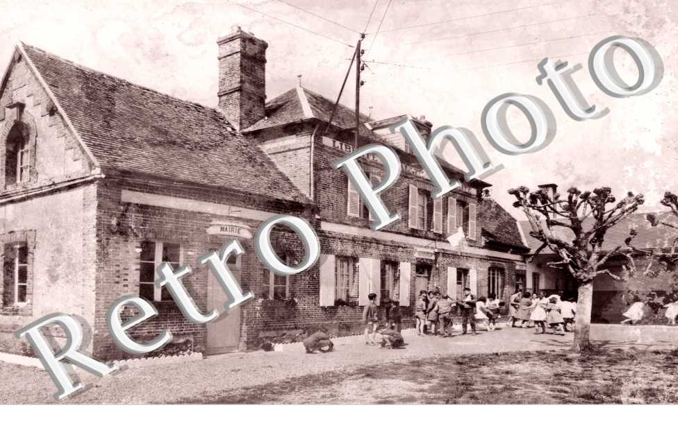 Mairie et Ecole  -annees 50