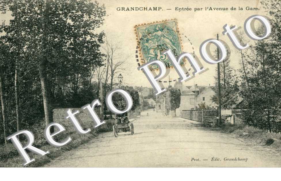 Entree par l'Avenue de la Gare
