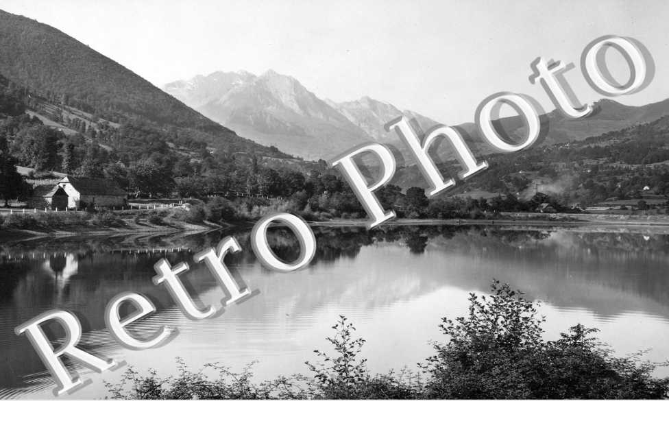 Le Lac et les Montagnes d'Arrens