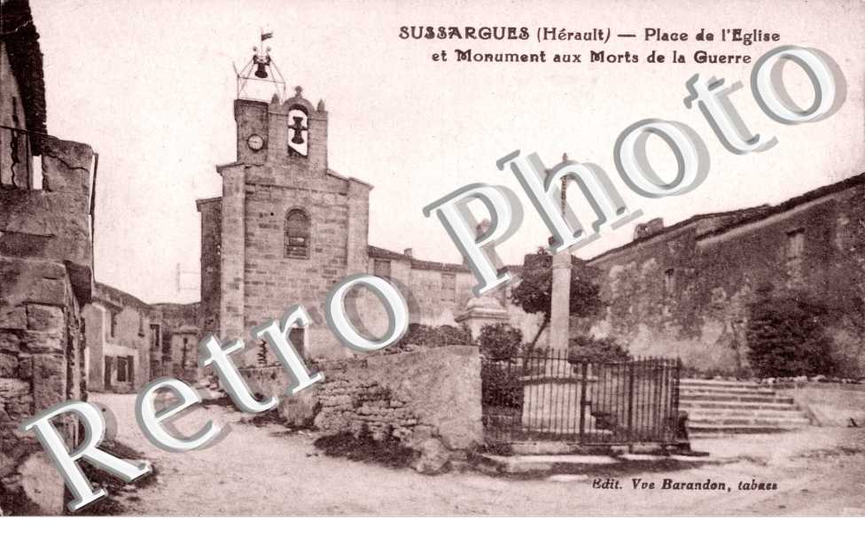 place de l'Eglise et Monument aux Morts