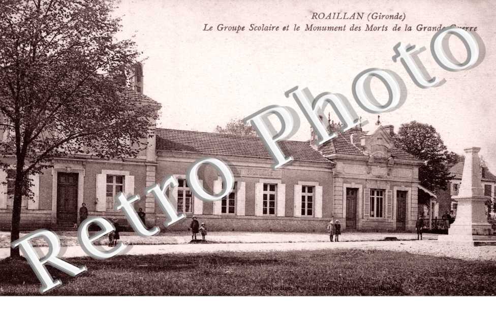 Groupe Scoalire et Monument aux Morts