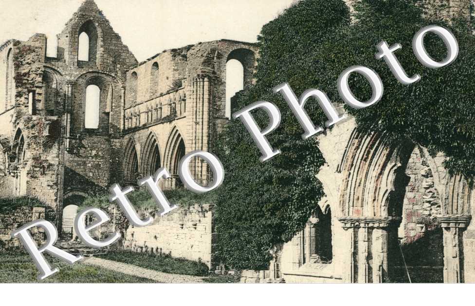 les Ruines de l'Eglise