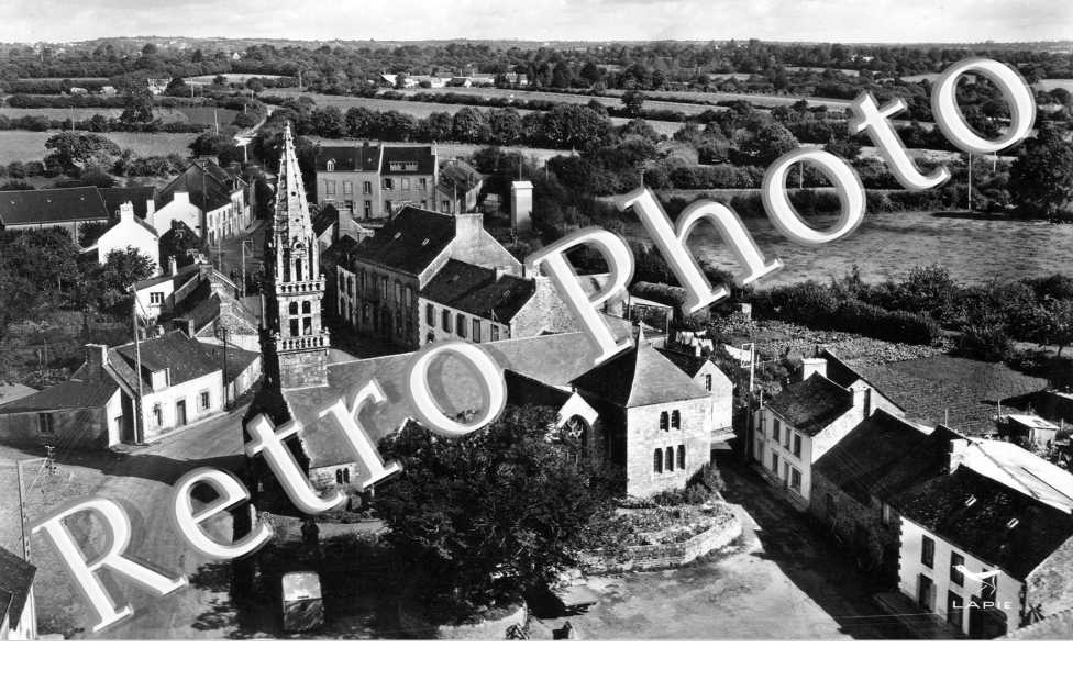 l'eglise et vue panoramique  -  annees 50