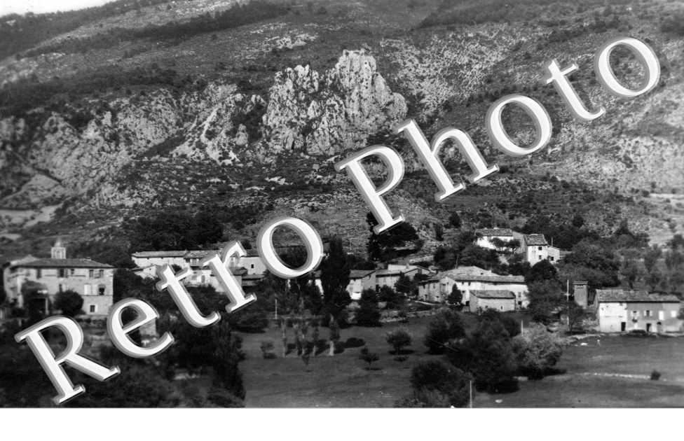 Village et Mont Lachens