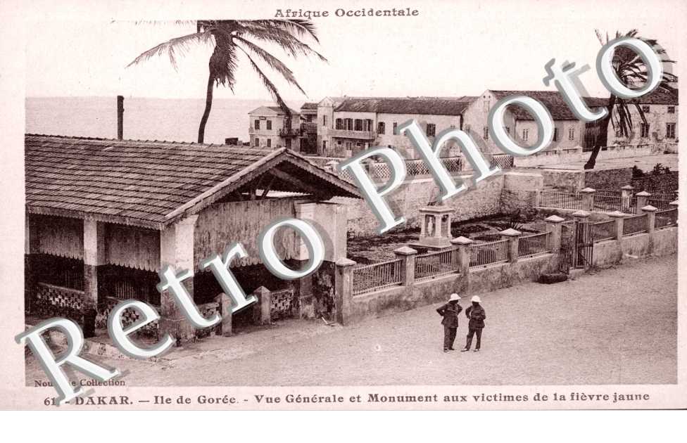 Vue Generale et Monument aux victimes de la fievre jaune