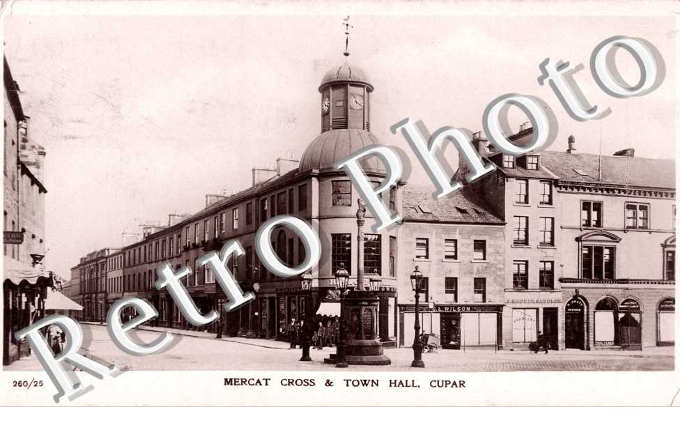 Mercat Cross and Town Hall