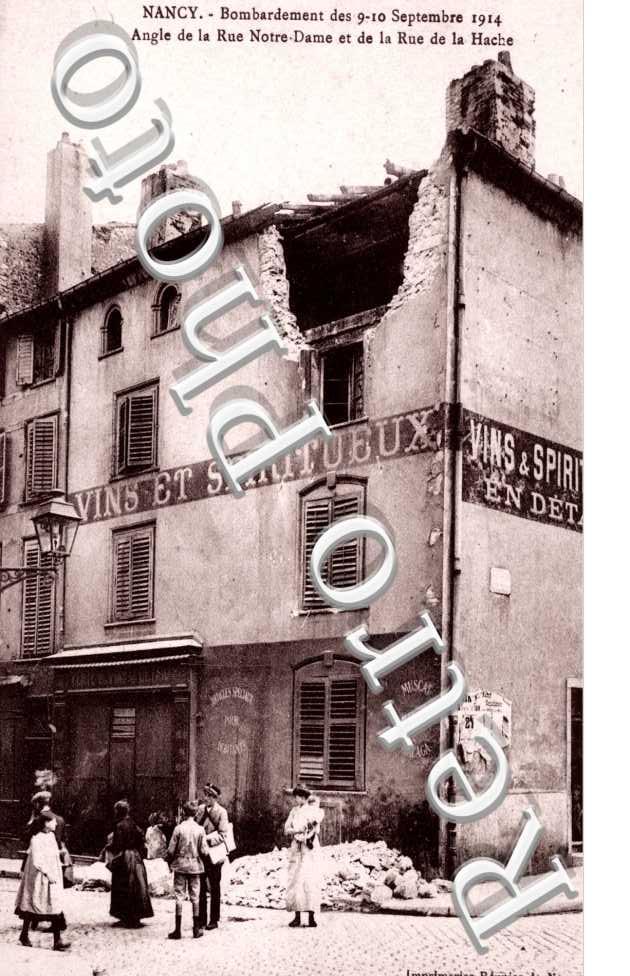 Angle de la rue Notre-Dame et de la rue de la Hache