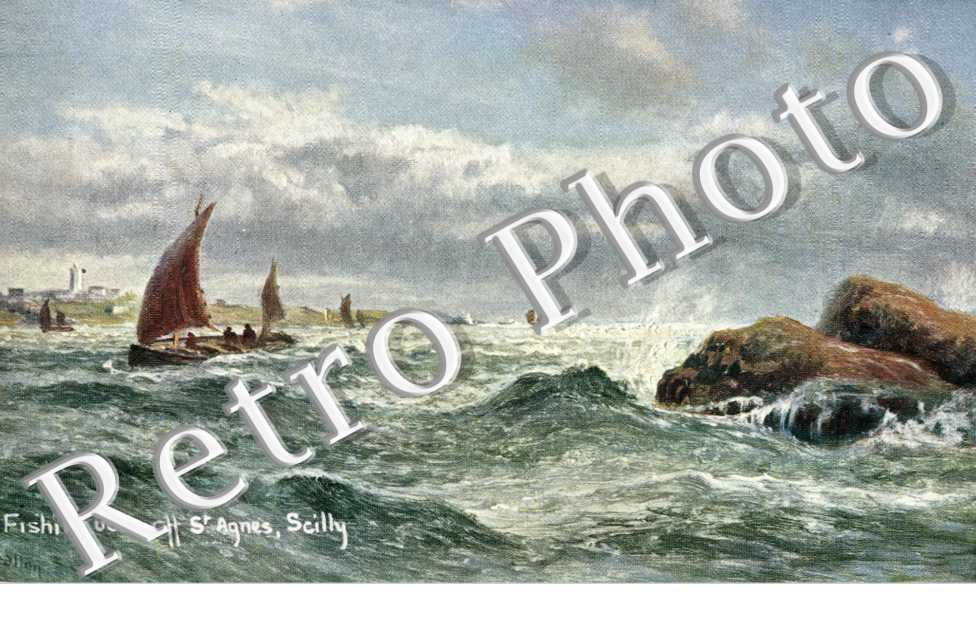 Fishing boats off Saint Agnes