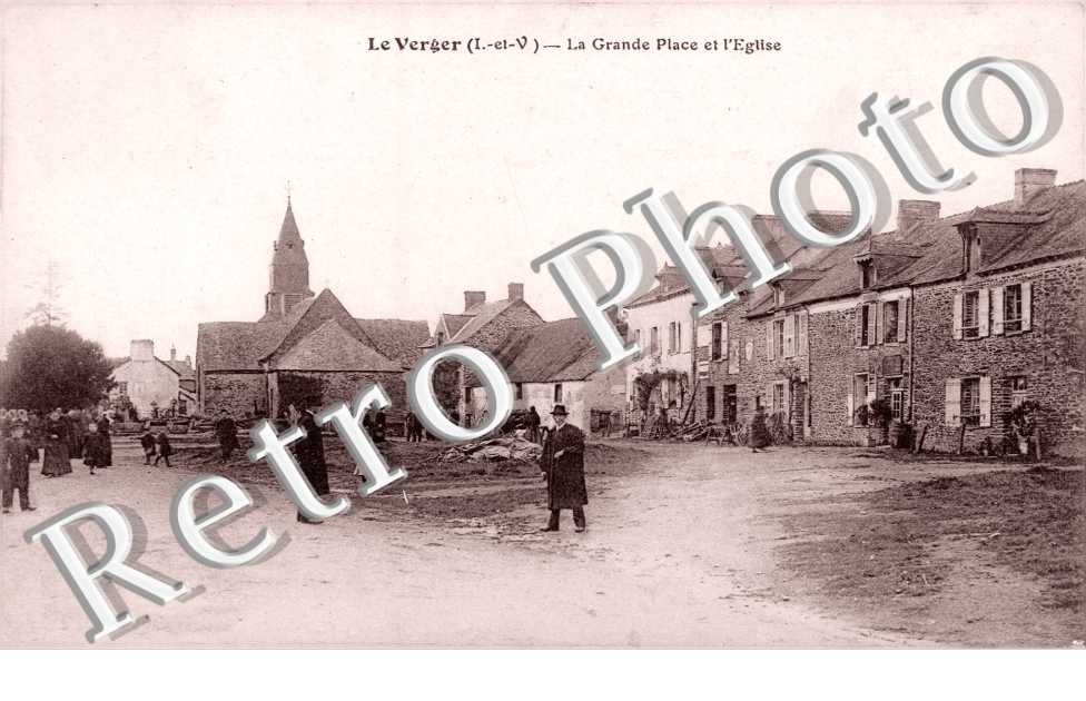 la grande place et l'eglise