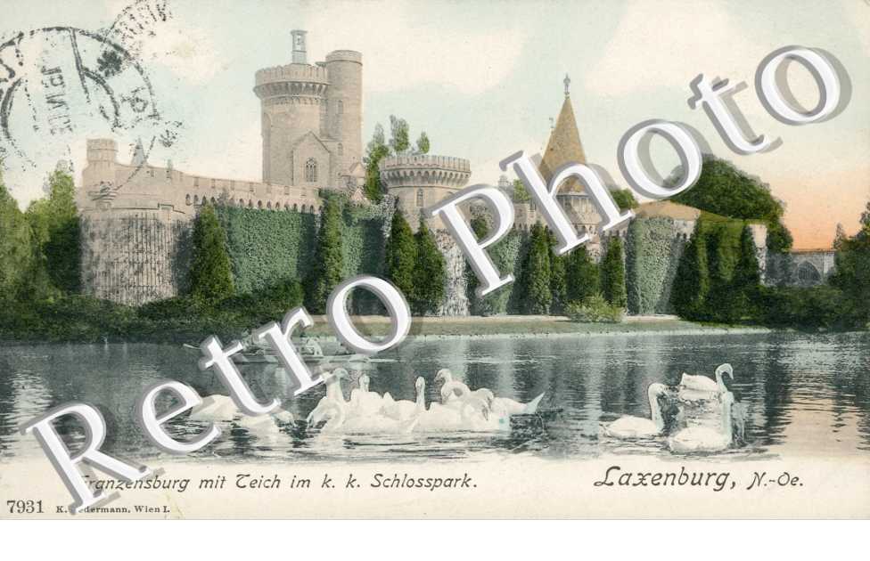Franzensburg mit Teich im K. K. Schlosspark
