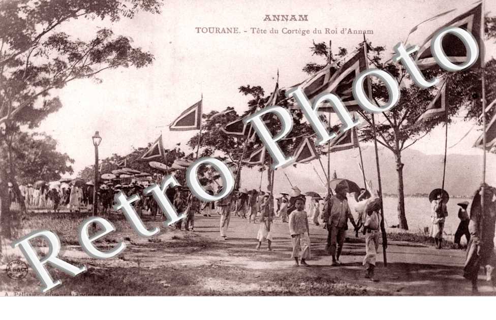 Tete du Cortege du Roi d'Annam