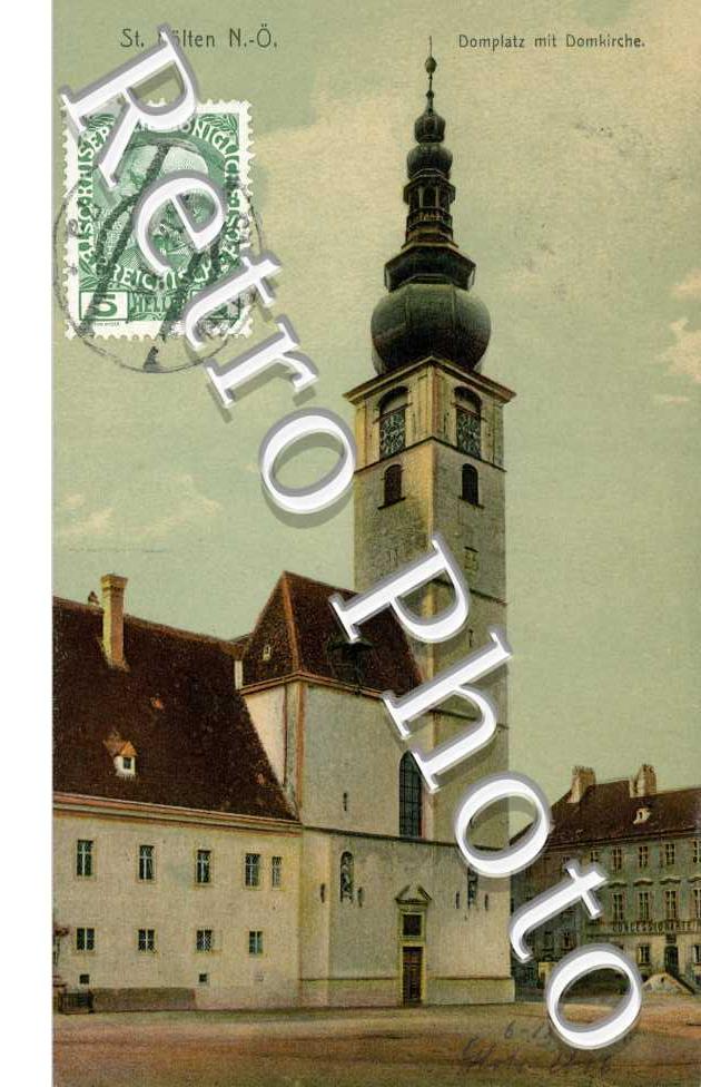 Domplatz mit Domkirche