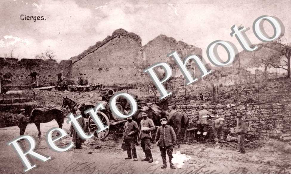 Vue des Ruines et des Soldats