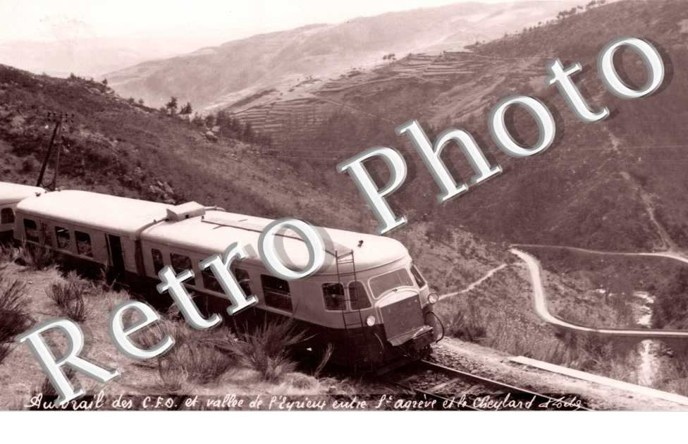 Autorail des C.F.O. et vallee de l'Eyrieux