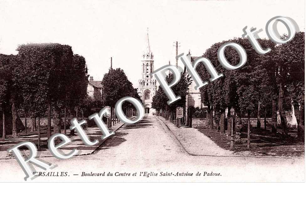 Boulevard du centre et l'eglise Saint Antoine de Padoue