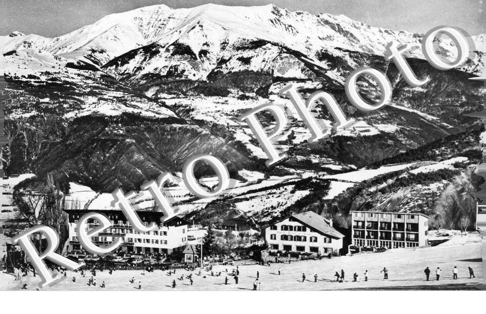 Le Sauze - la piste ecole et les hotels