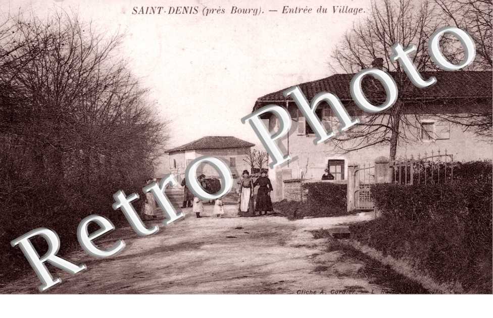 entr du village