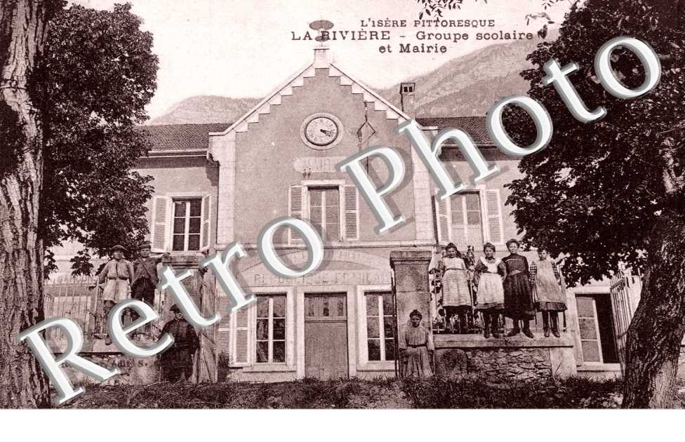 Groupe scolaire et mairie