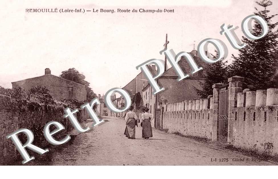 le bourg Route du Champ-du-Pont