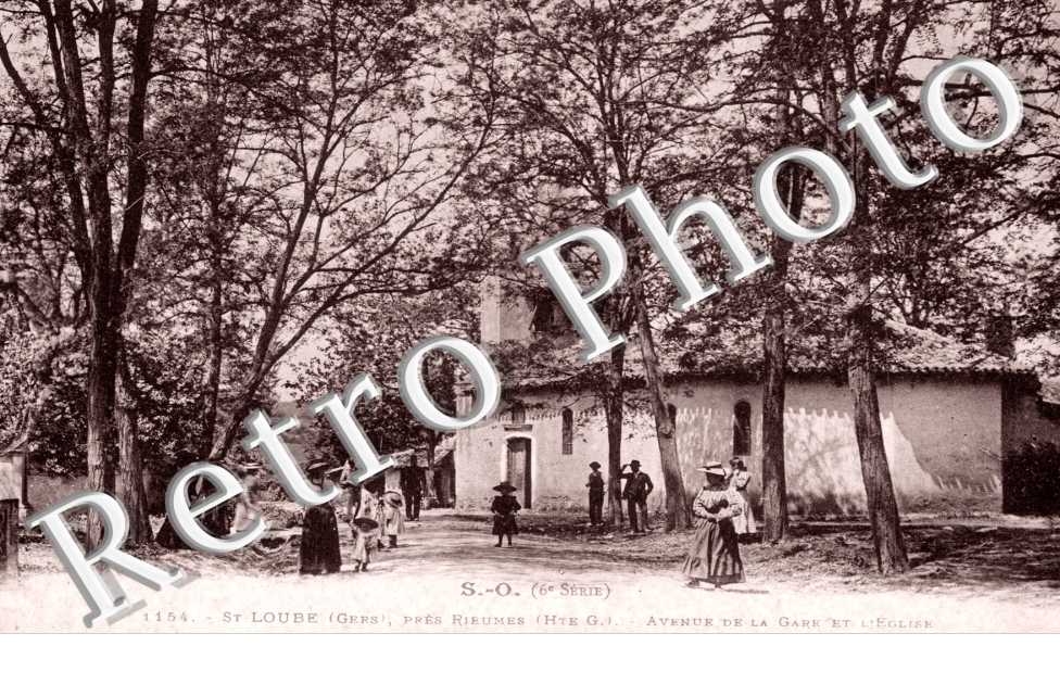 Avenue de la gare et l'eglise