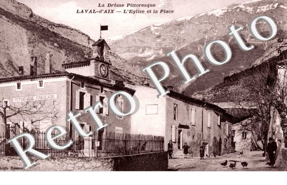L'Eglise et la Place