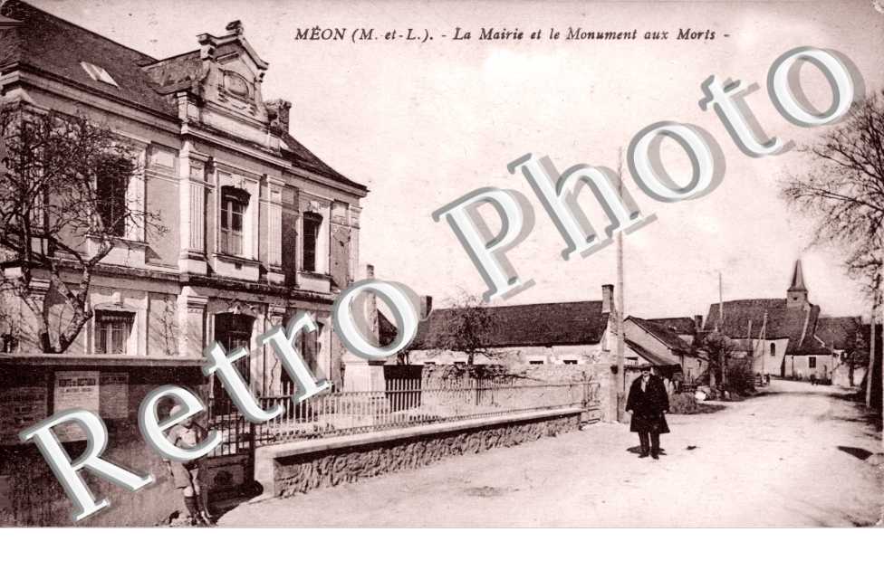 la mairie et le monument aux morts