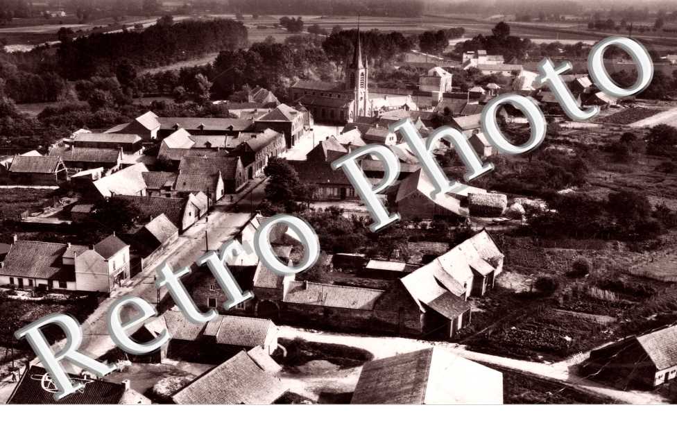 vue aerienne Grande rue  -  annees 50/60