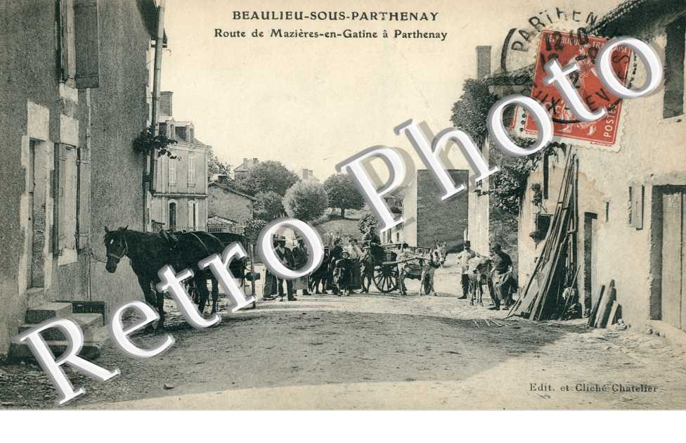 Route de Mazieres en Gatine a Parthenay