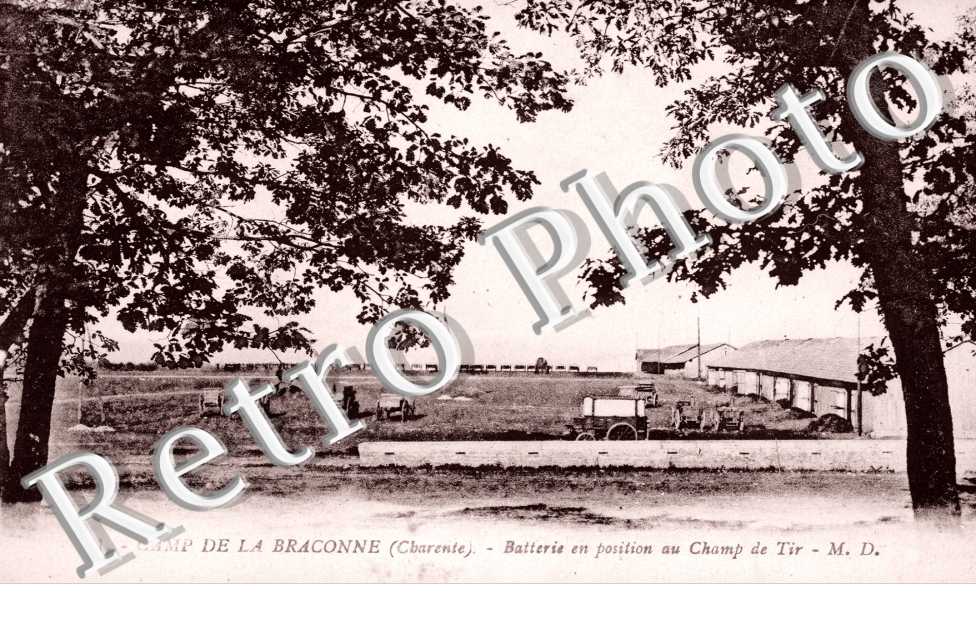 Camp de la Braconne - batterie en position au champ de tir