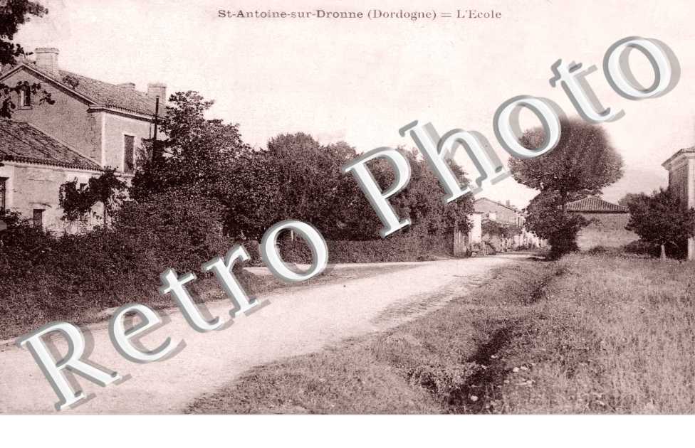 SAINT ANTOINE SUR DRONNE  l'ecole