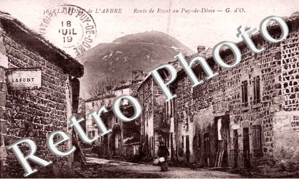 La Font de l'Arbre  Route de Royat au Puy-de-Dome