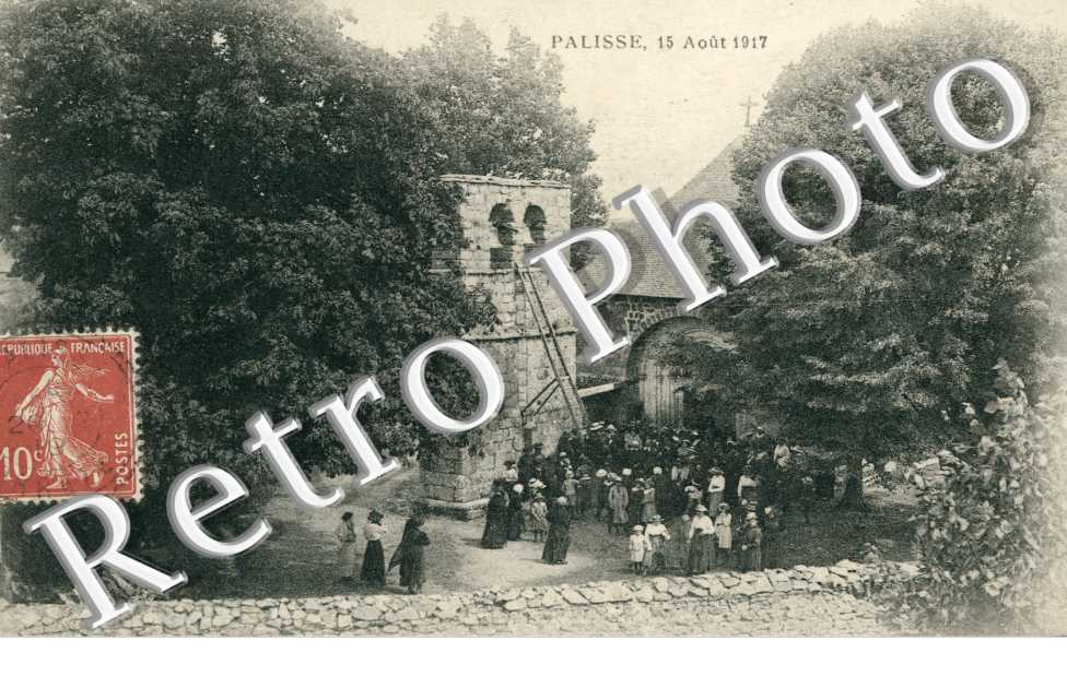 sortie de l'eglise  15 aout 1917