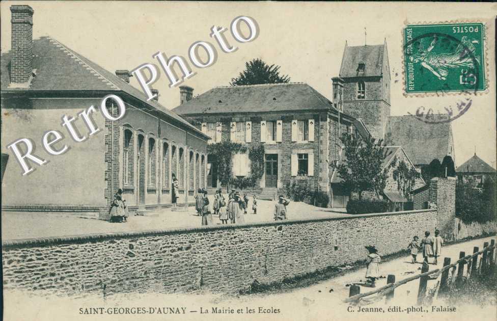 La Mairie et les Ecoles