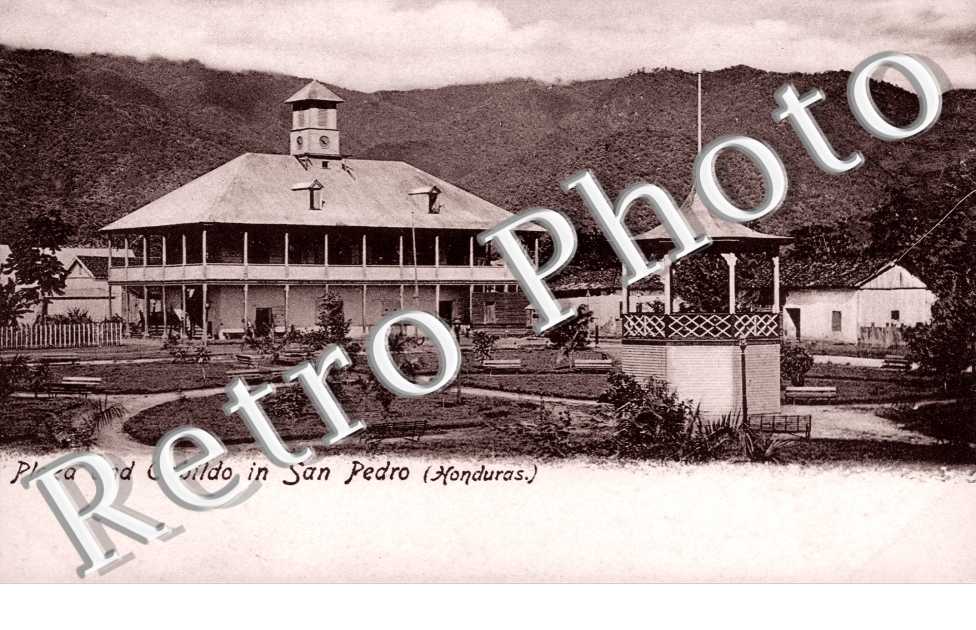 Plaza and Cabildo