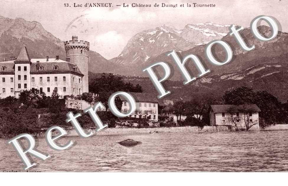 le Chateau et la Tournette