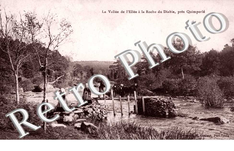 La vallee de l'Ellee a la Roche du Diable