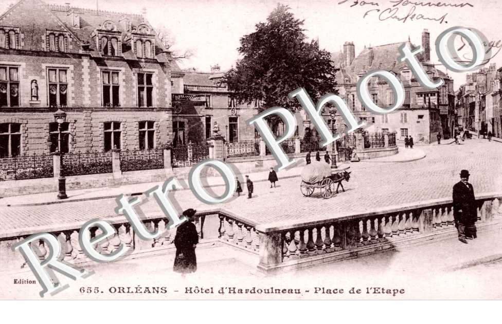 Hotel d'Hardoulneau Place de l'Etape