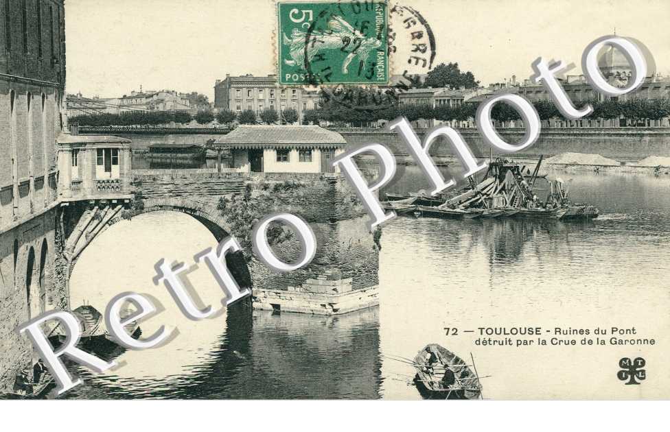 Ruines du Pont detruit par la Crue de la Garonne