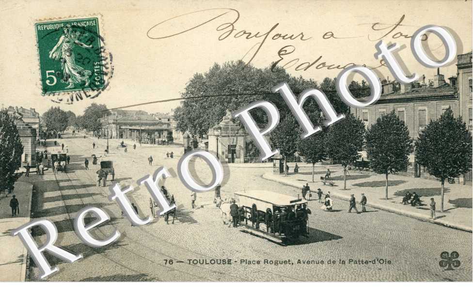 Place Roguet Avenue de la Patte d'Oie