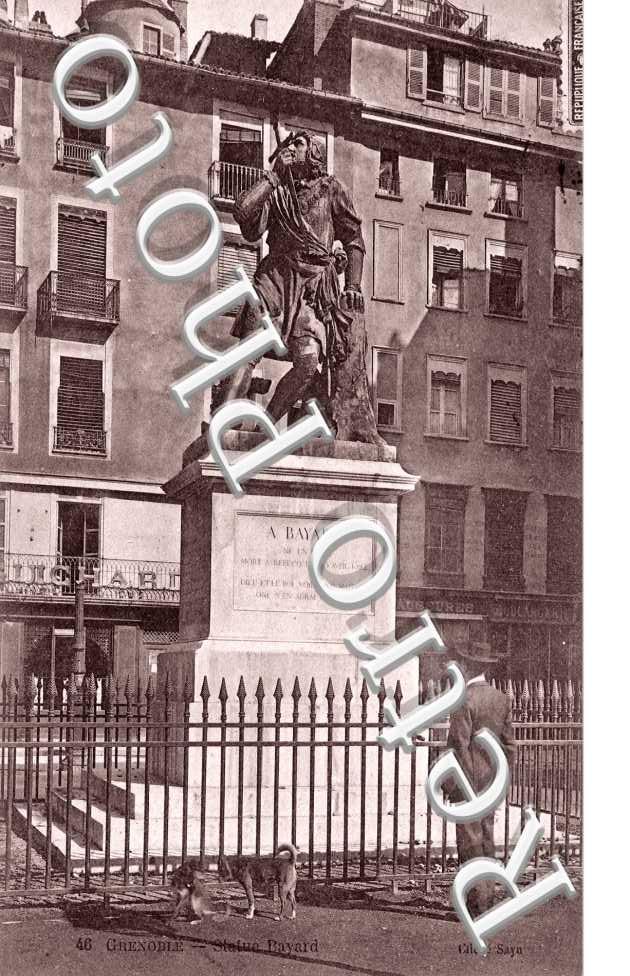 statue Bayard