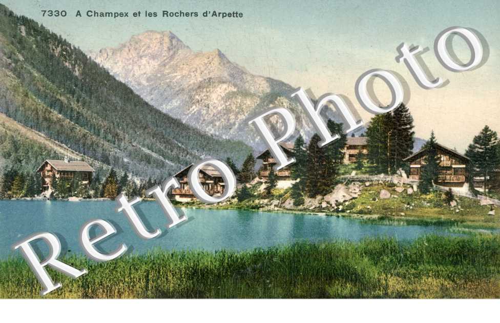 le lac et les rochers d'Arpette