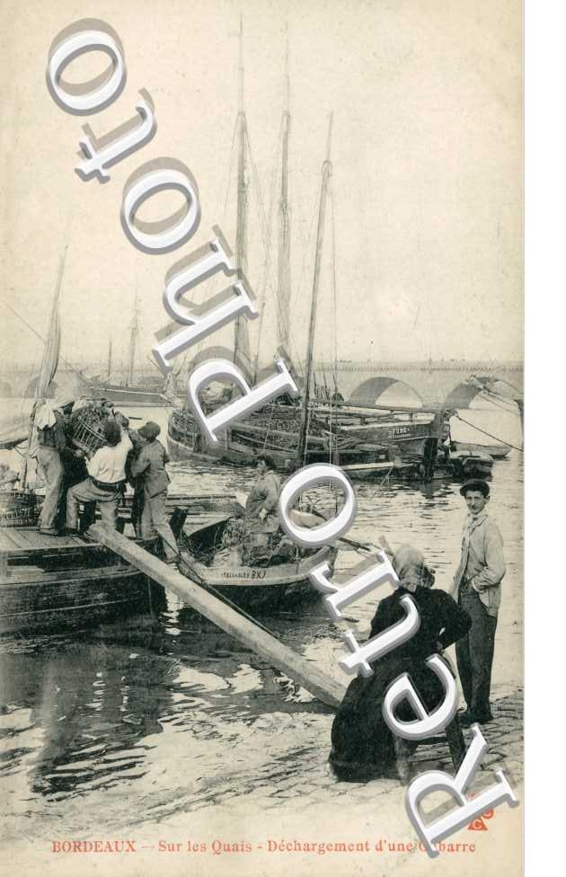 Dechargement d'une Gabarre