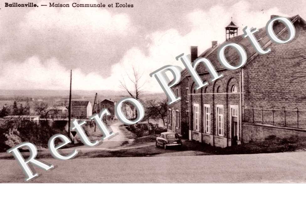 Baillonville - Maison Communale et Ecole