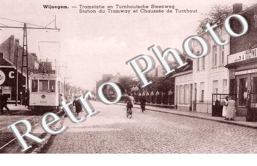 Station du tramway et chaussee de Turnhout