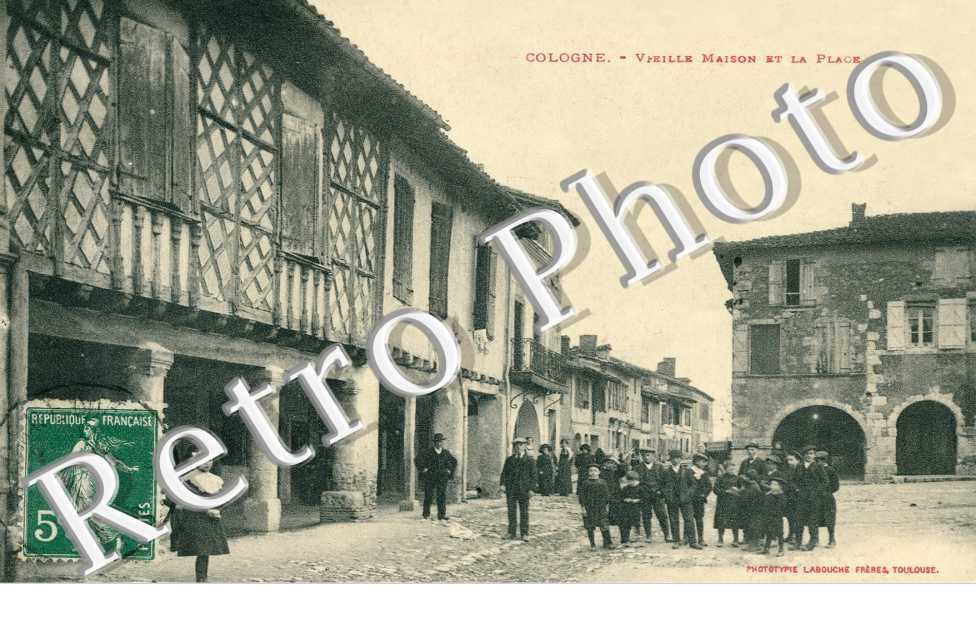 Place des arceaux