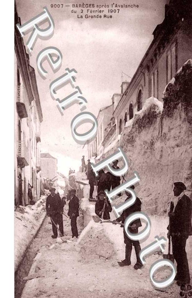Apr l'Avalanche du 2 frier 1907 - la Grande Rue