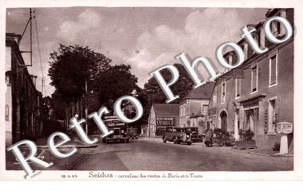 Carrefour des routes de Paris et Tours