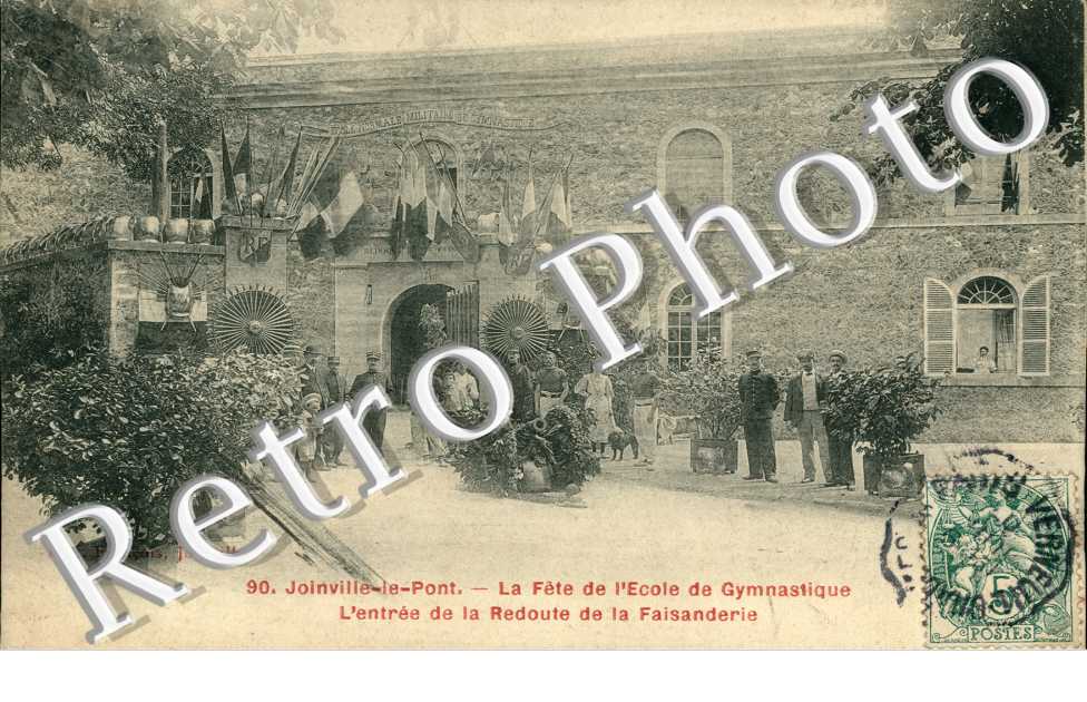 la fete de l'ecole de Gymnastique L'entree de la Redoute de la Faisanderie