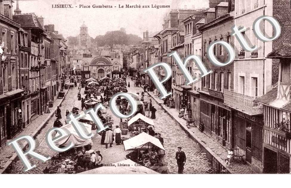 PLACE GAMBETTA  Le marchaux lumes