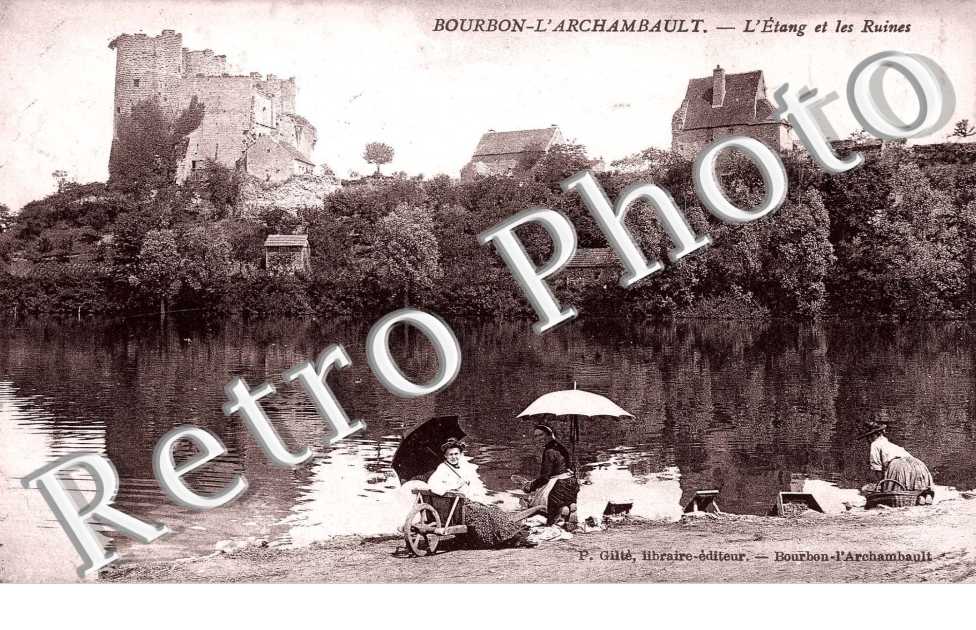 l'etang et les ruines